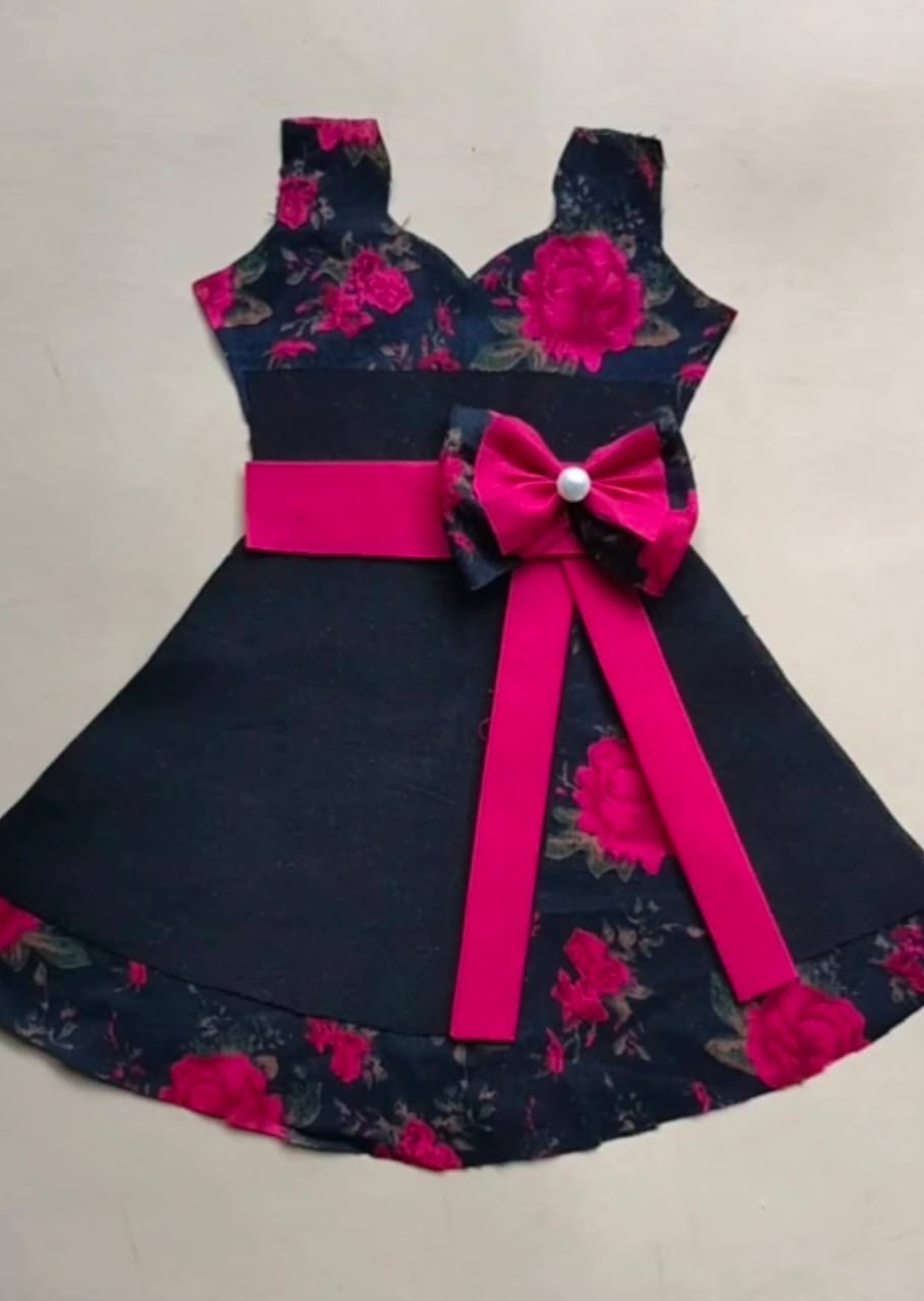 Floral Printed Frock Knee Length Short Frock Dress (black_pink)